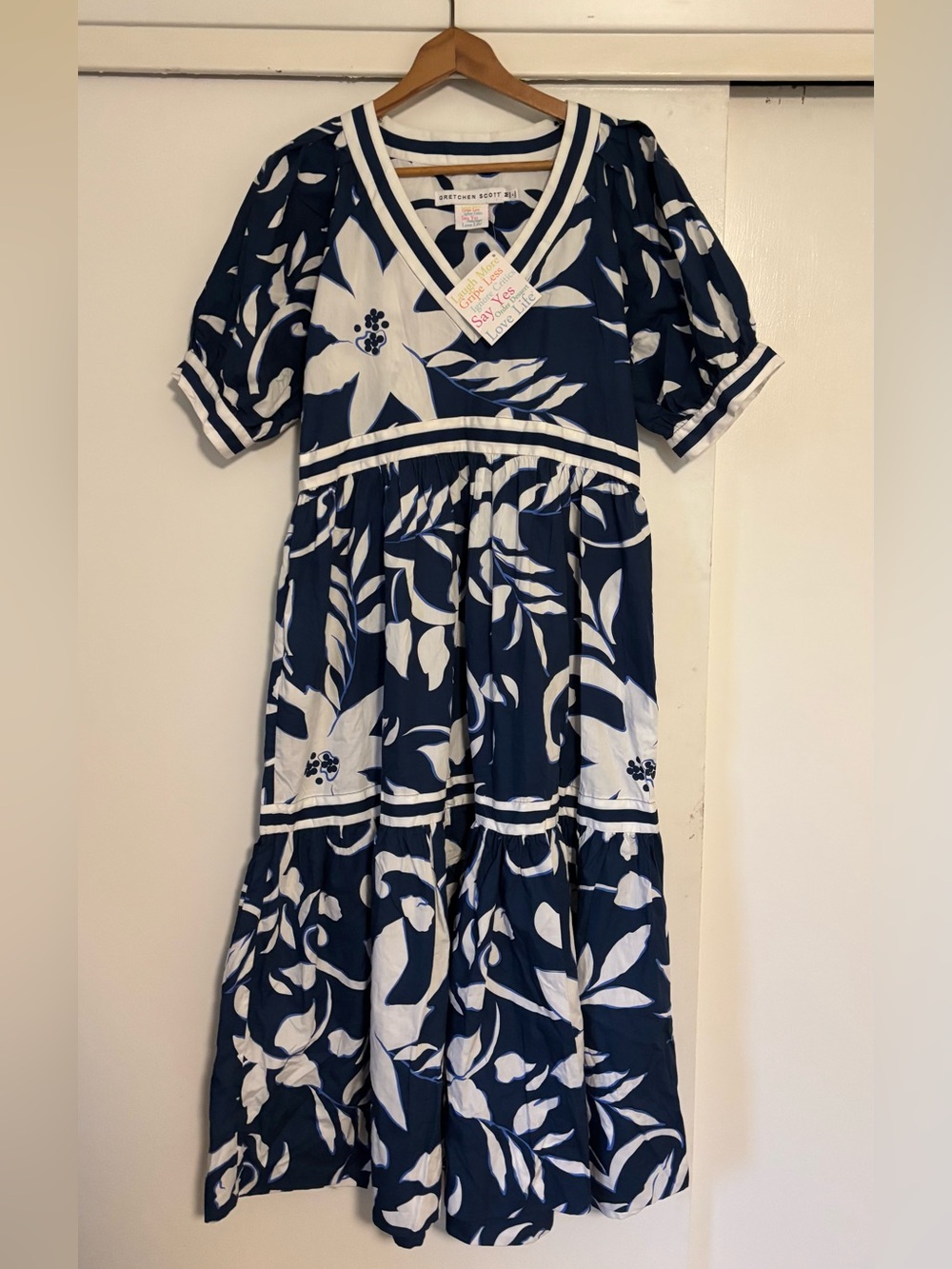 NWT Gretchen Scott Dress Size M Blue with White Flowers